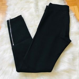 MOVING OUT SALE ❗️Gap Black Pants
